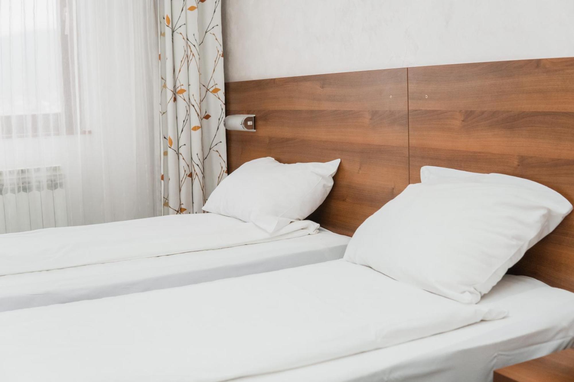 Hotel Damis Пале Екстериор снимка